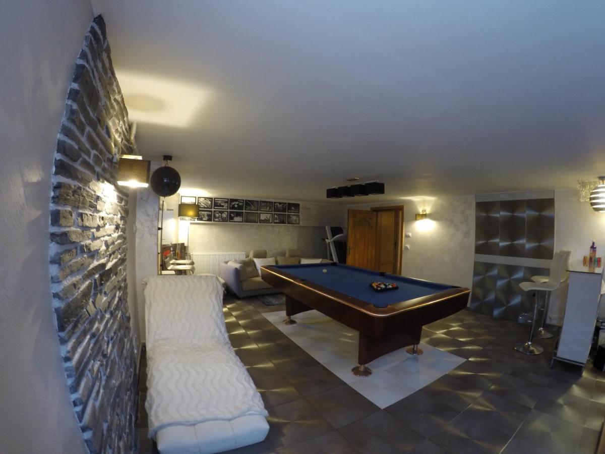 Casa Edwin Bed & Breakfast Констанца Екстериор снимка