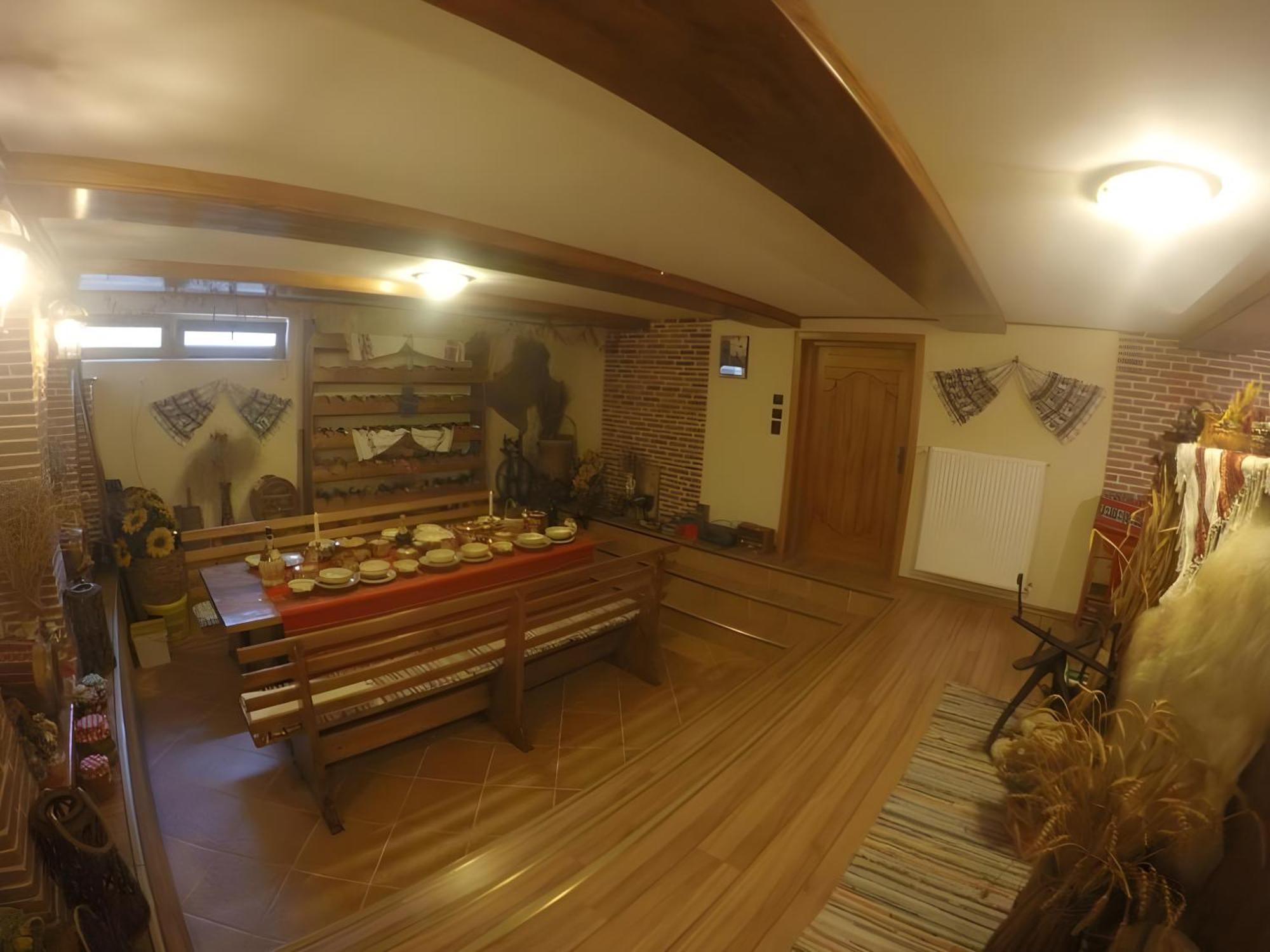 Casa Edwin Bed & Breakfast Констанца Екстериор снимка