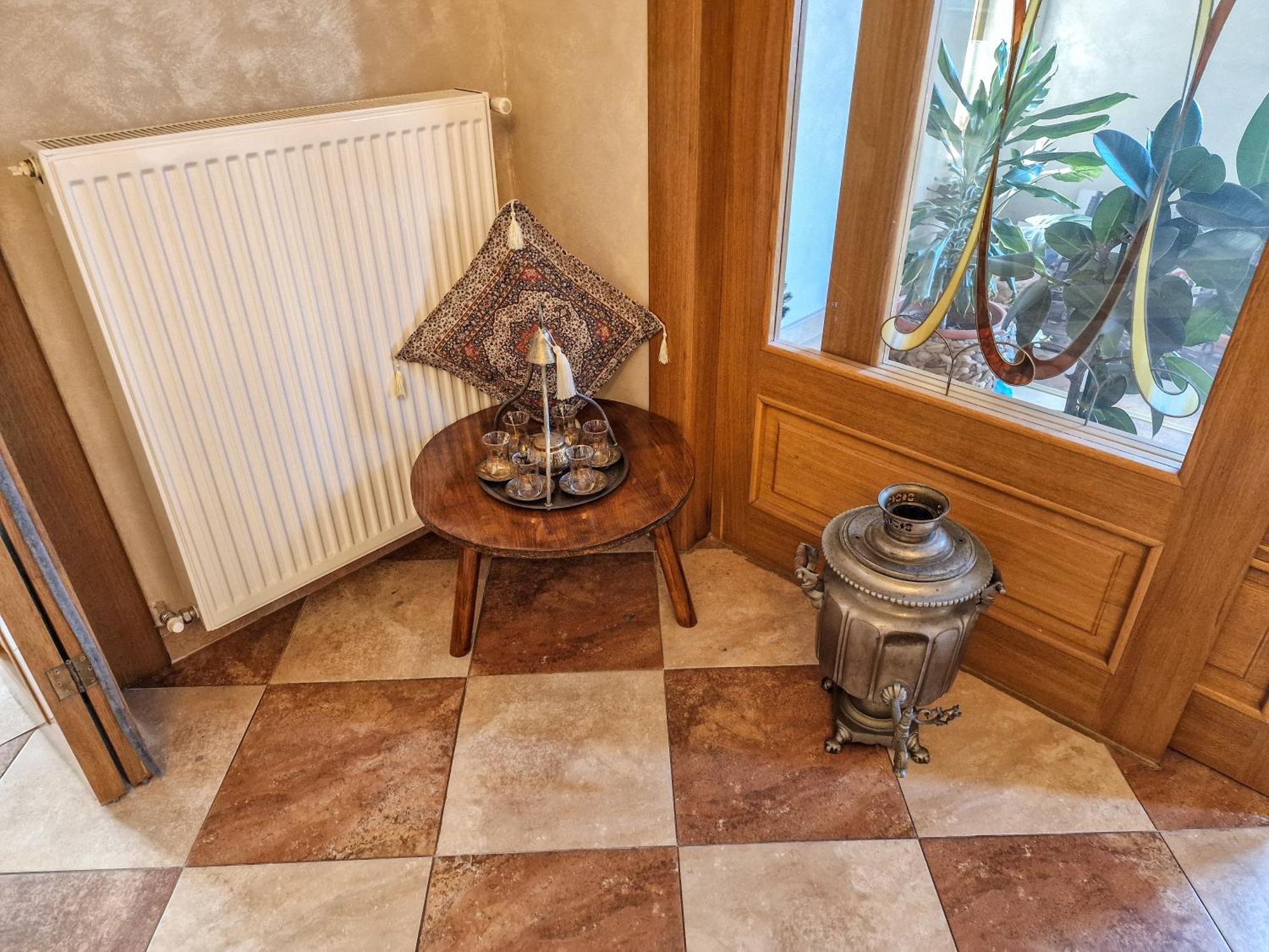 Casa Edwin Bed & Breakfast Констанца Екстериор снимка
