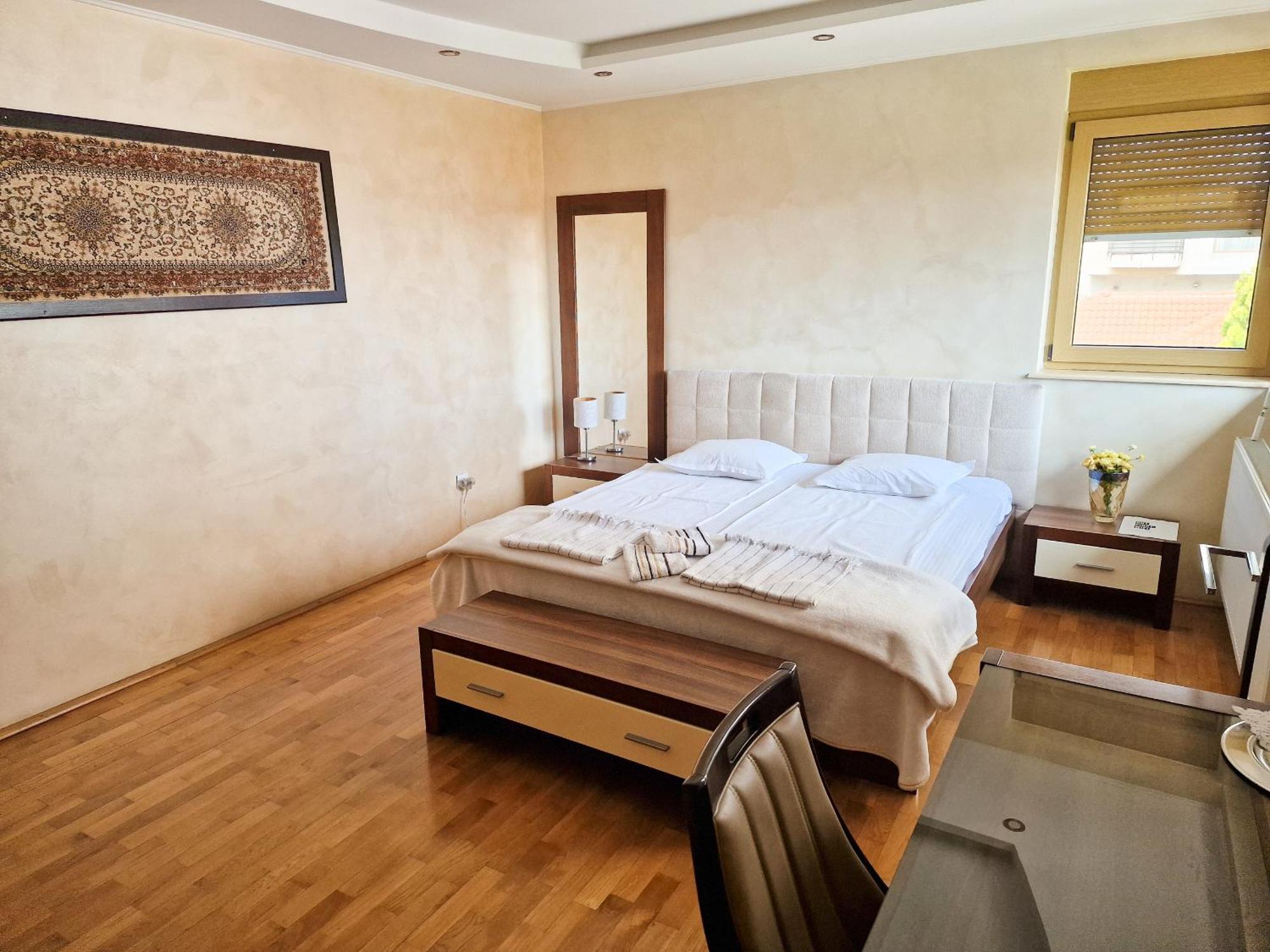 Casa Edwin Bed & Breakfast Констанца Екстериор снимка